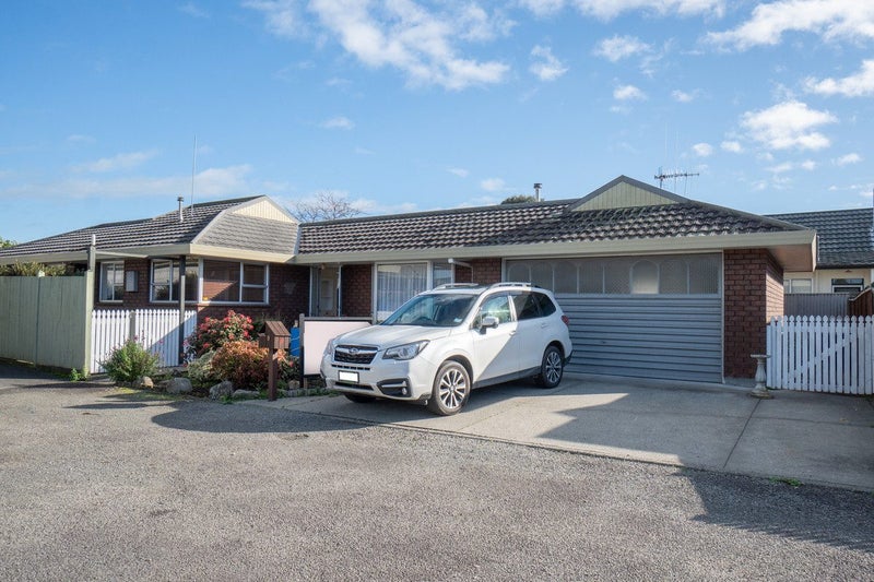 8 Edgecombe Court, Roslyn, Palmerston North - Carousel 15