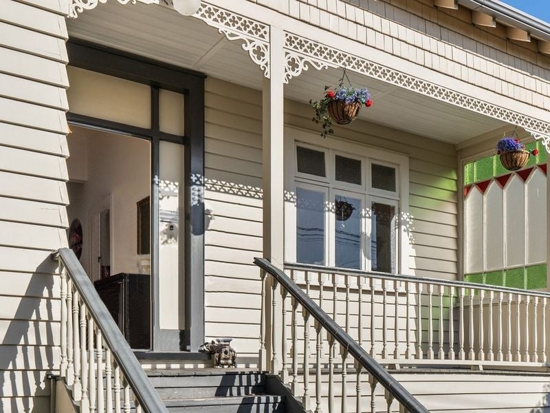 2/27 Mountain View Road, Morningside, Auckland - Carousel 2