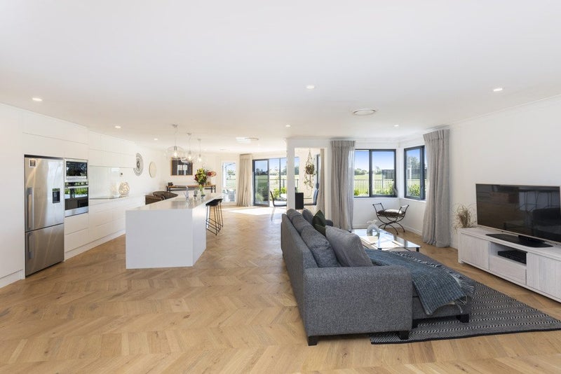 16 Fishermans Rest, Waimairi Beach, Christchurch - Carousel 2