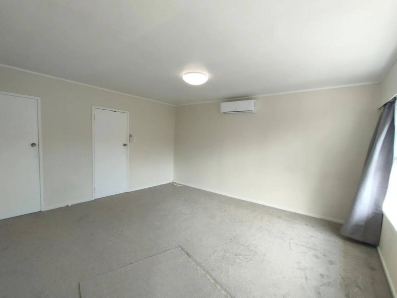 88A Carlton Street, Hillsborough, Auckland - Carousel 2