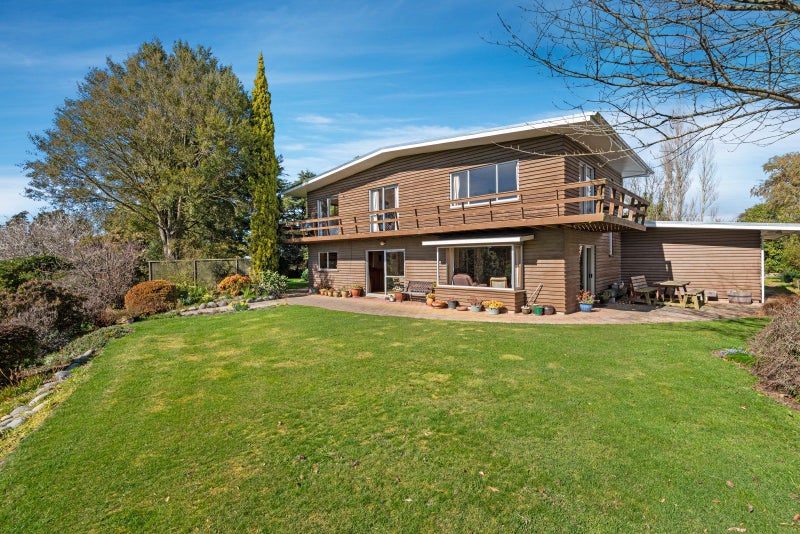 1908 Old West Coast Road, Christchurch - Carousel 1