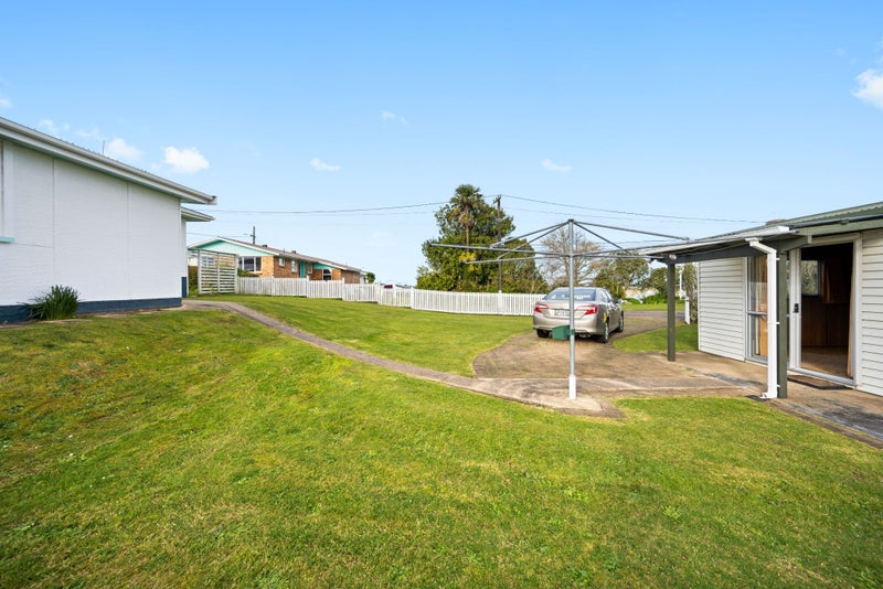 70 Dinsdale Road, Dinsdale, Hamilton - Carousel 2