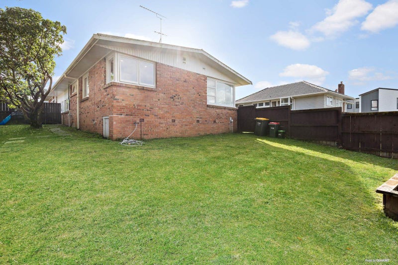 1/23 Ellen Avenue, Hillcrest, Auckland - Carousel 18