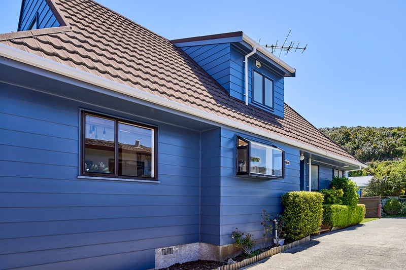 108A Montgomery Avenue, Karori, Wellington - Carousel 1