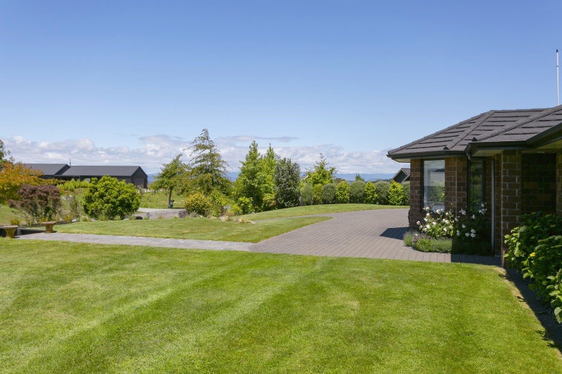 71 Loch Views Road, Taupo - Carousel 2
