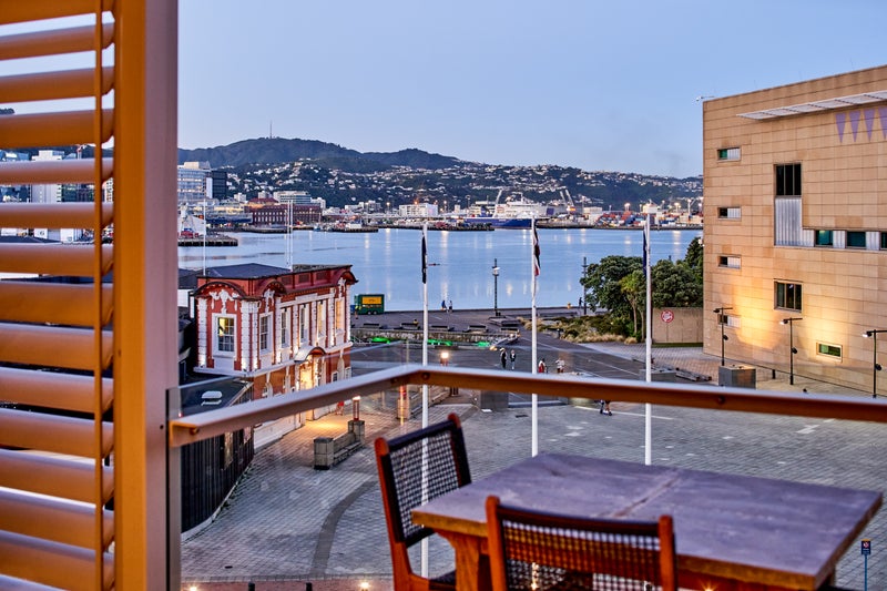 4D/42 Cable Street, Te Aro, Wellington - Carousel 2