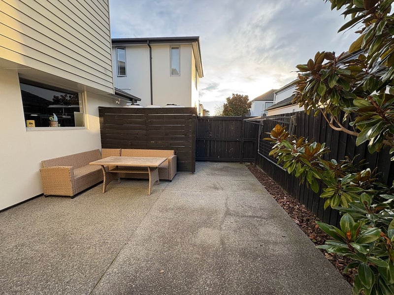 2/27 SHERBORNE STREET, St Albans, Christchurch - Carousel 14