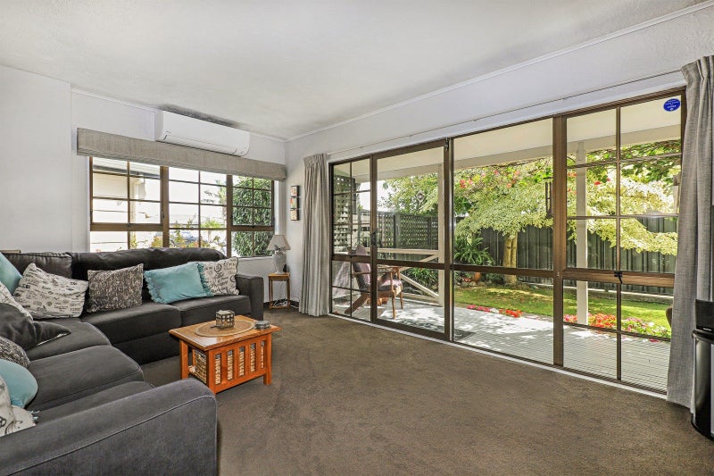 1/64 Guppy Road, GREENMEADOWS, NAPIER - Carousel 2