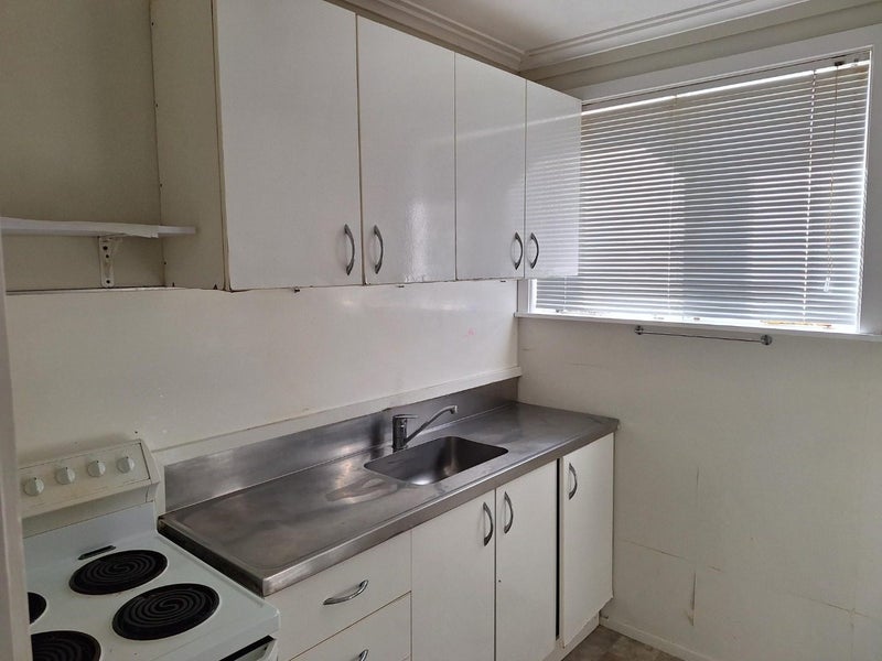 2/10 Croydon Road, Mount Eden, Auckland - Carousel 2