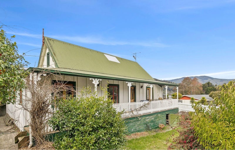 2 Chamboard Place, Washington Valley, Nelson - Carousel 1