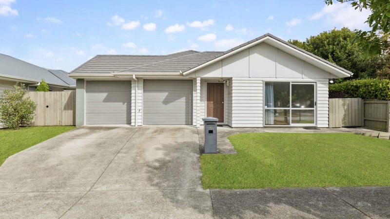 18 Poaka Avenue, Takanini, Auckland - Carousel 1