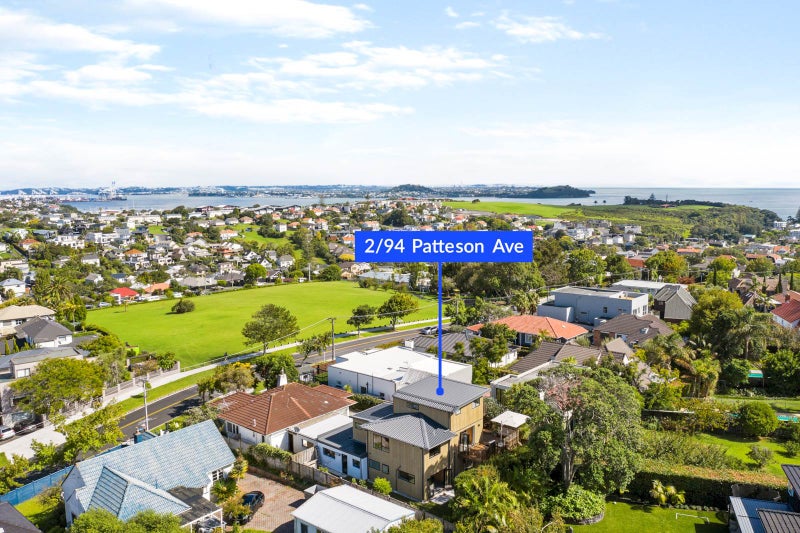 2/94 Patteson Avenue, Mission Bay, Auckland - Carousel 2