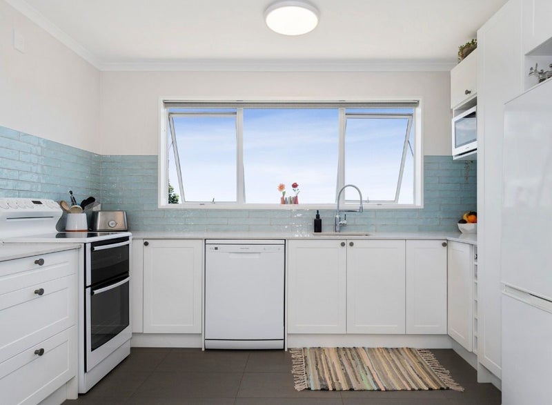 62 Ridge Street, Otumoetai, Tauranga - Carousel 2
