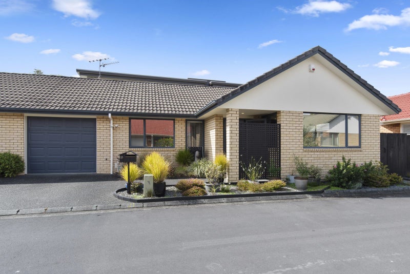 21/262 Centreway Road, Orewa, Orewa - Carousel 1