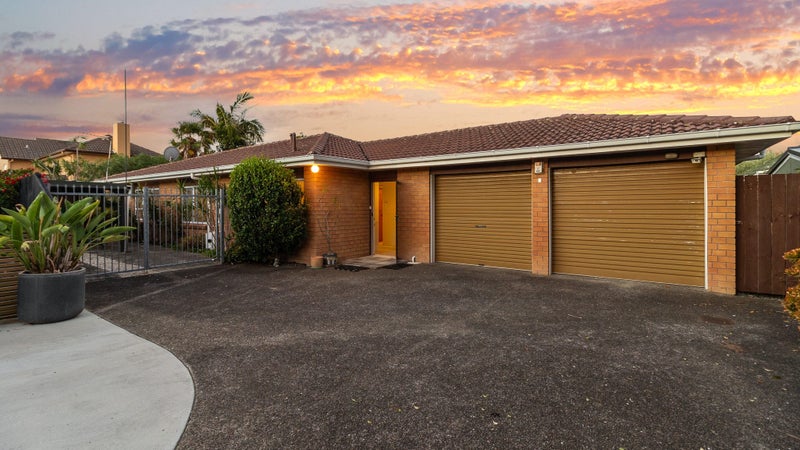 263D Meola Road, Point Chevalier, Auckland - Carousel 1