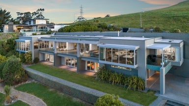 405 Upper Major Hornbrook Road, Mount Pleasant, Christchurch - Carousel 1