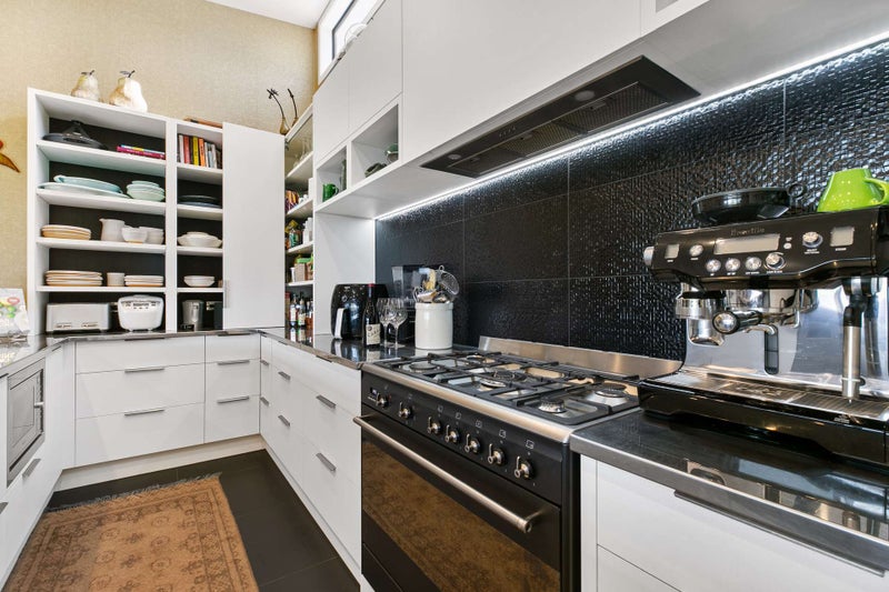 3/21 Manning Street, Hamilton Central, Hamilton - Carousel 2