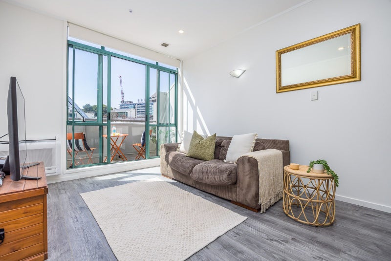 4B/71 Lorne Street, Auckland Central, Auckland - Carousel 1