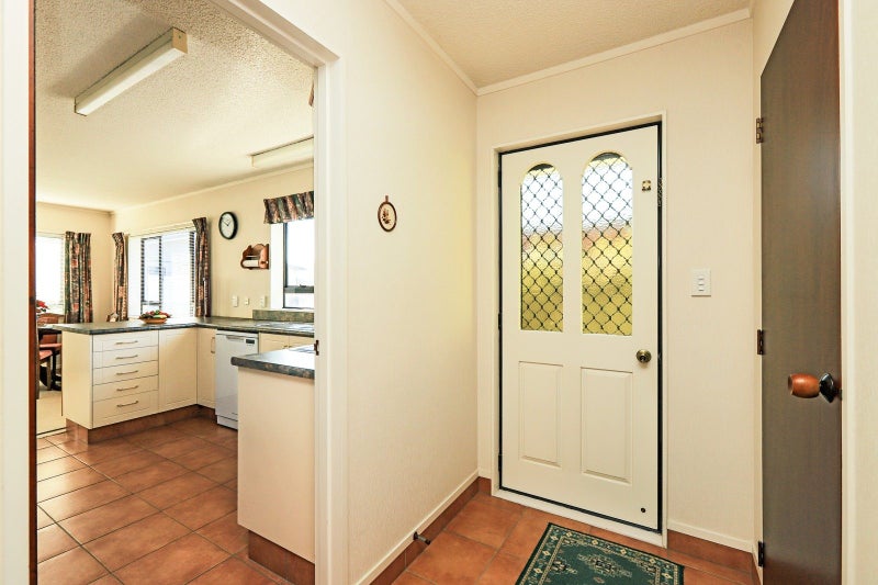 4/52 Avondale Road, Taradale, Napier - Carousel 2