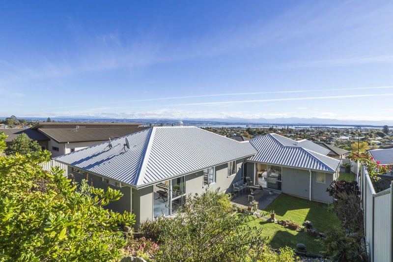 24 Somerset Terrace, Stoke, Nelson - Carousel 2