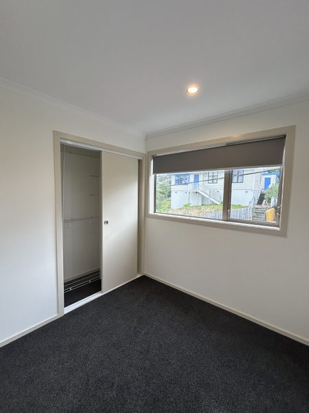 4 Miles Crescent, Newlands, Wellington - Carousel 19