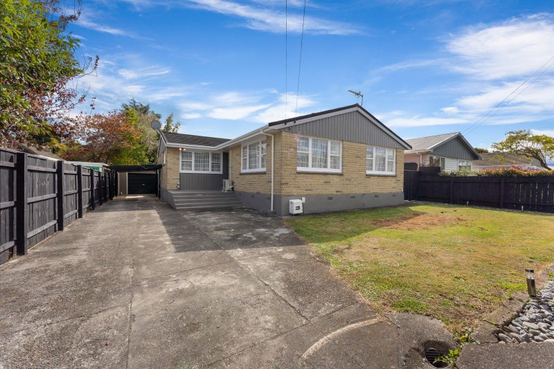1081 Fergusson Drive, Clouston Park, Upper Hutt - Carousel 1