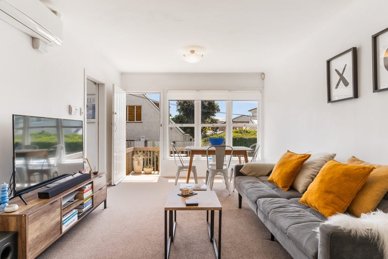 3/0 Mount Eden Road, Mount Eden, Auckland - Carousel 2