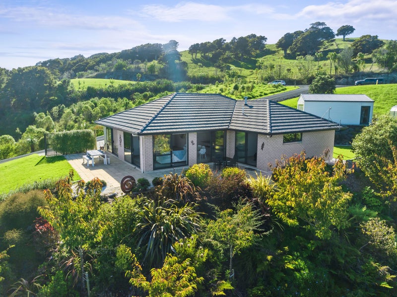 5 Kowhai Ridge Road, Kaiwaka, Kaiwaka - Carousel 1