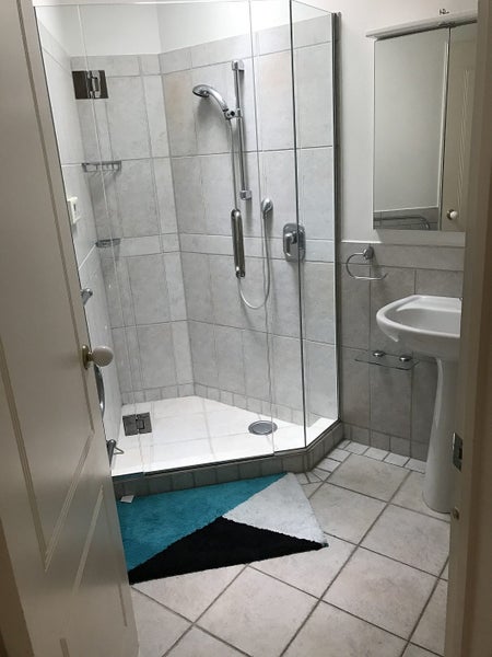 17 Aberdeen Road, Castor Bay, Auckland - Carousel 2