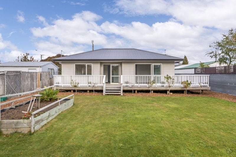 333 Breezes Road, Aranui, Christchurch - Carousel 1