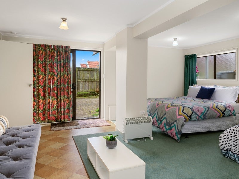 11A Johnston Crescent, Springfield, Rotorua - Carousel 10