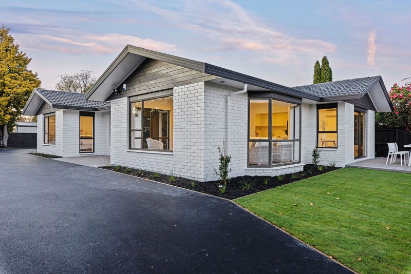 5 Cricklewood Place, Avonhead, Christchurch - Carousel 1
