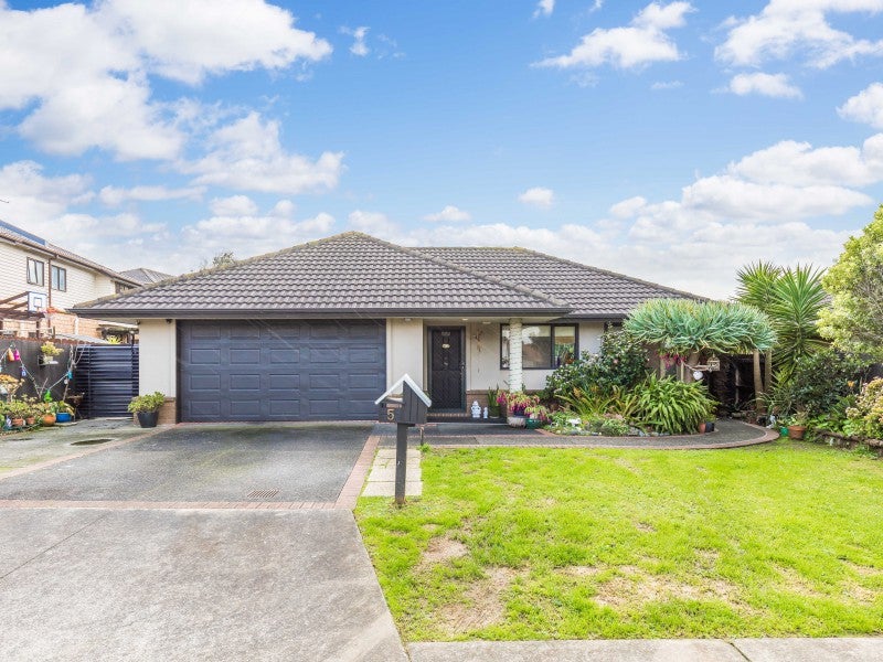 5 Derg Place, East Tamaki, Auckland - Carousel 1