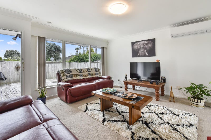 2/4 Brady Road, Otahuhu, Auckland - Carousel 2