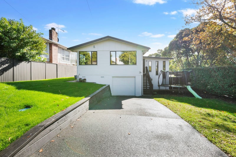 1/51 Knightsbridge Drive, Forrest Hill, Auckland - Carousel 1