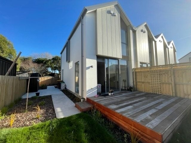 5/14 Leitch Street, Somerfield, Christchurch - Carousel 1