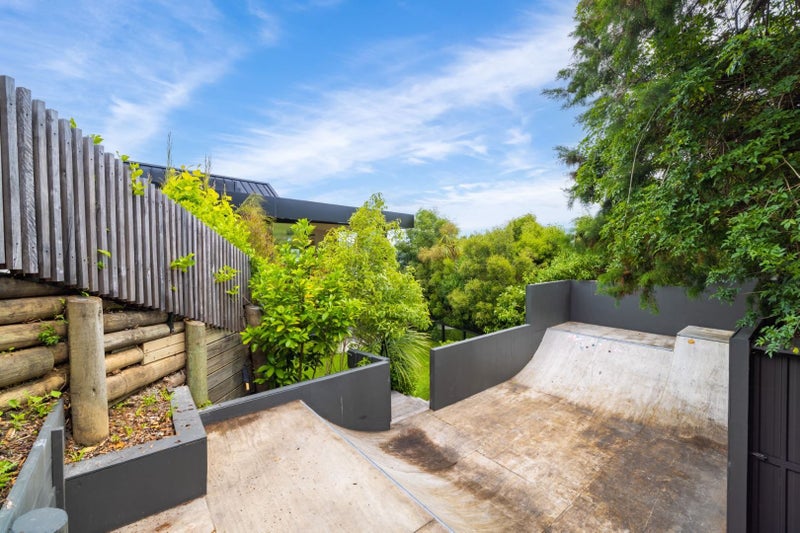 19 Cass Bay Place, Cass Bay, Lyttelton - Carousel 20