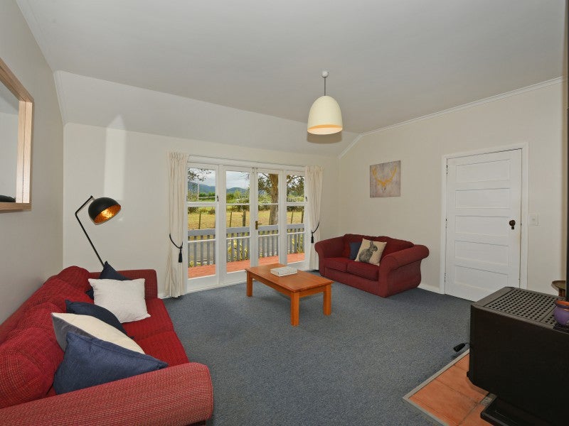 1095 Maymorn Road, Maymorn, Upper Hutt - Carousel 2