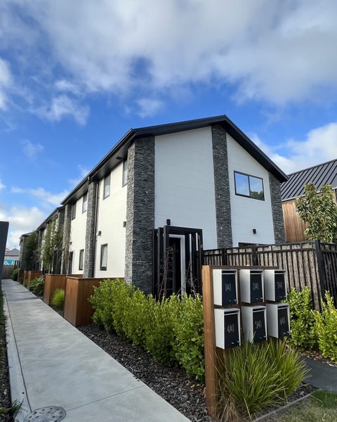 1/41 Gracefield Avenue, Christchurch Central, Christchurch - Carousel 1