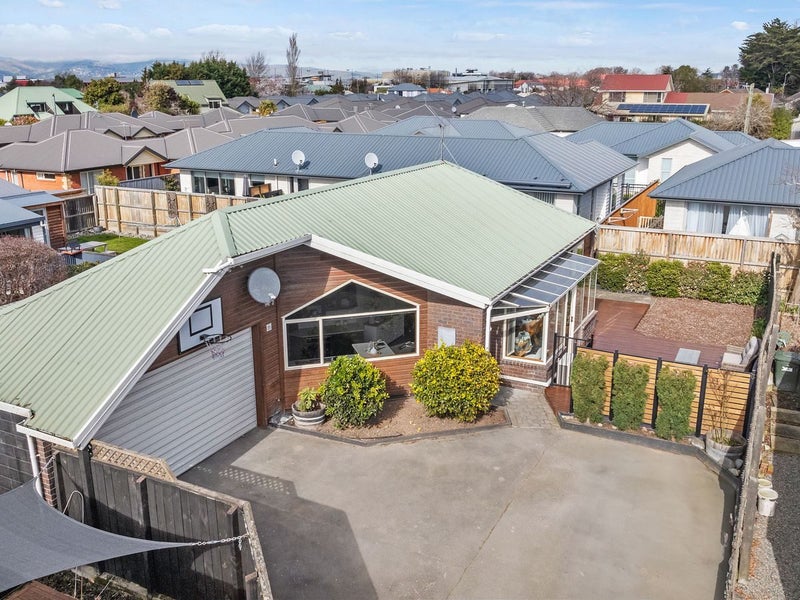 2/73 Vagues Road, Northcote, Christchurch - Carousel 2