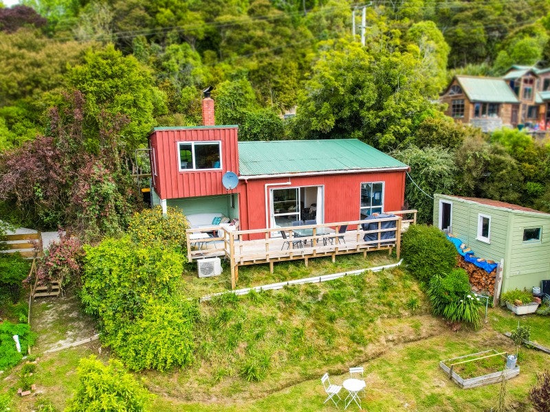 6 Albert Road, Osborne, Port Chalmers - Carousel 2