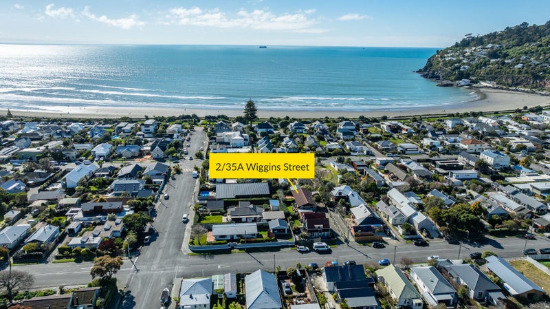 2/35A Wiggins Street, Sumner, Christchurch - Carousel 1