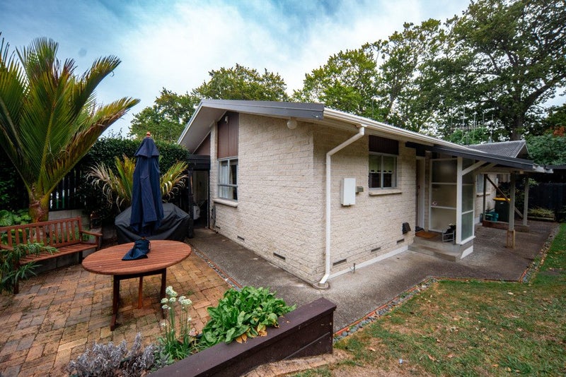 86B Pembroke Street, Hamilton Lake, Hamilton - Carousel 1
