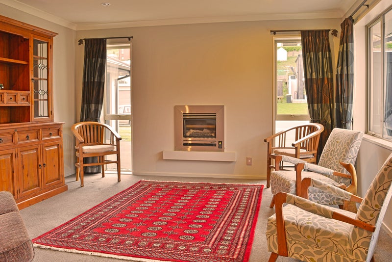 27 Pentonville Close, Westmorland, Christchurch - Carousel 2