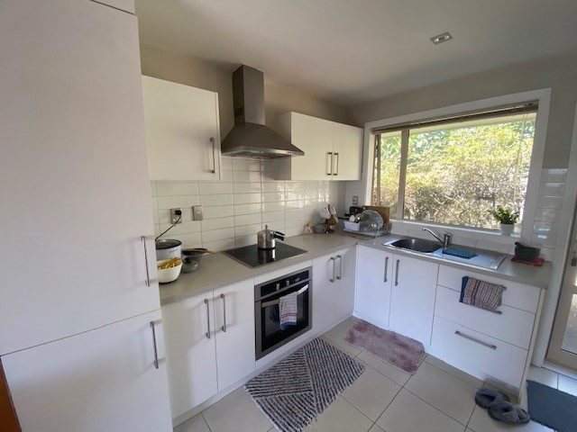 2/46 Abberley Crescent, St Albans, Christchurch - Carousel 2