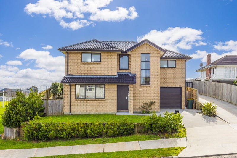 33 Carole Crescent, Pakuranga, Auckland - Carousel 2