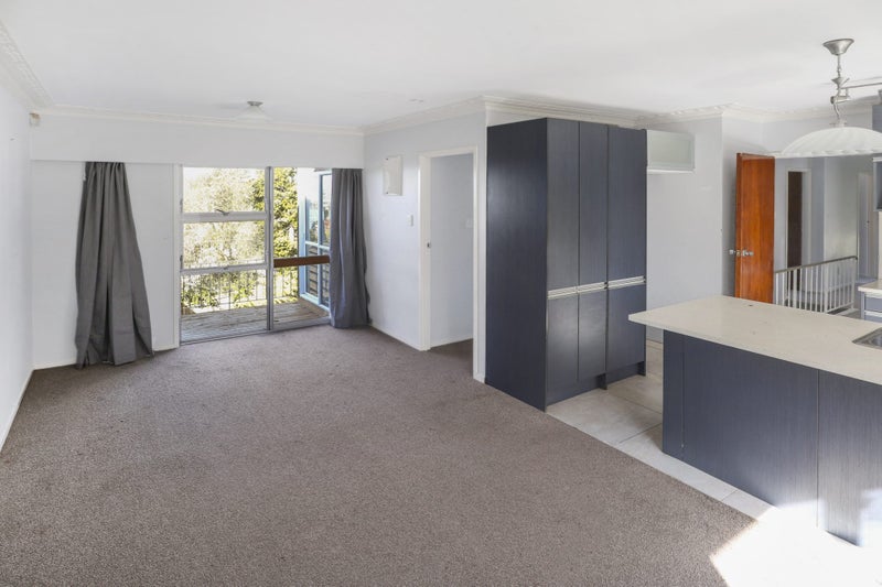 1/4 Goodall Street, Hillsborough, Auckland - Carousel 2