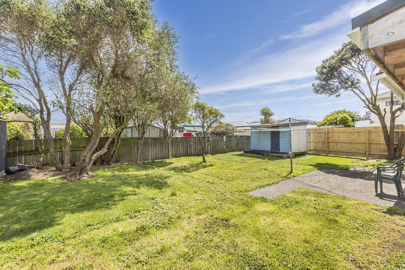 6 Mamari Street, Rongotai, Wellington - Carousel 2