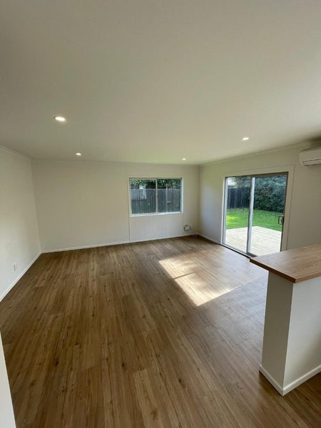 4/35 Riversdale Road, Avondale, Auckland - Carousel 2