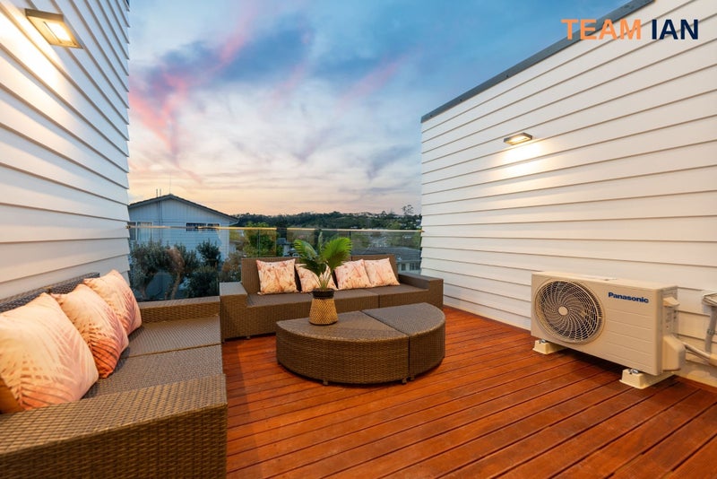 6/14 Sabot Place, Massey, Auckland - Carousel 2